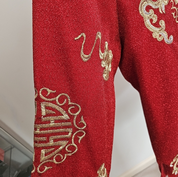 Men's Traditional Chinese Bridal Red Wedding Qipao Dress, 2 piece top amd skirt - Picture 2 of 5